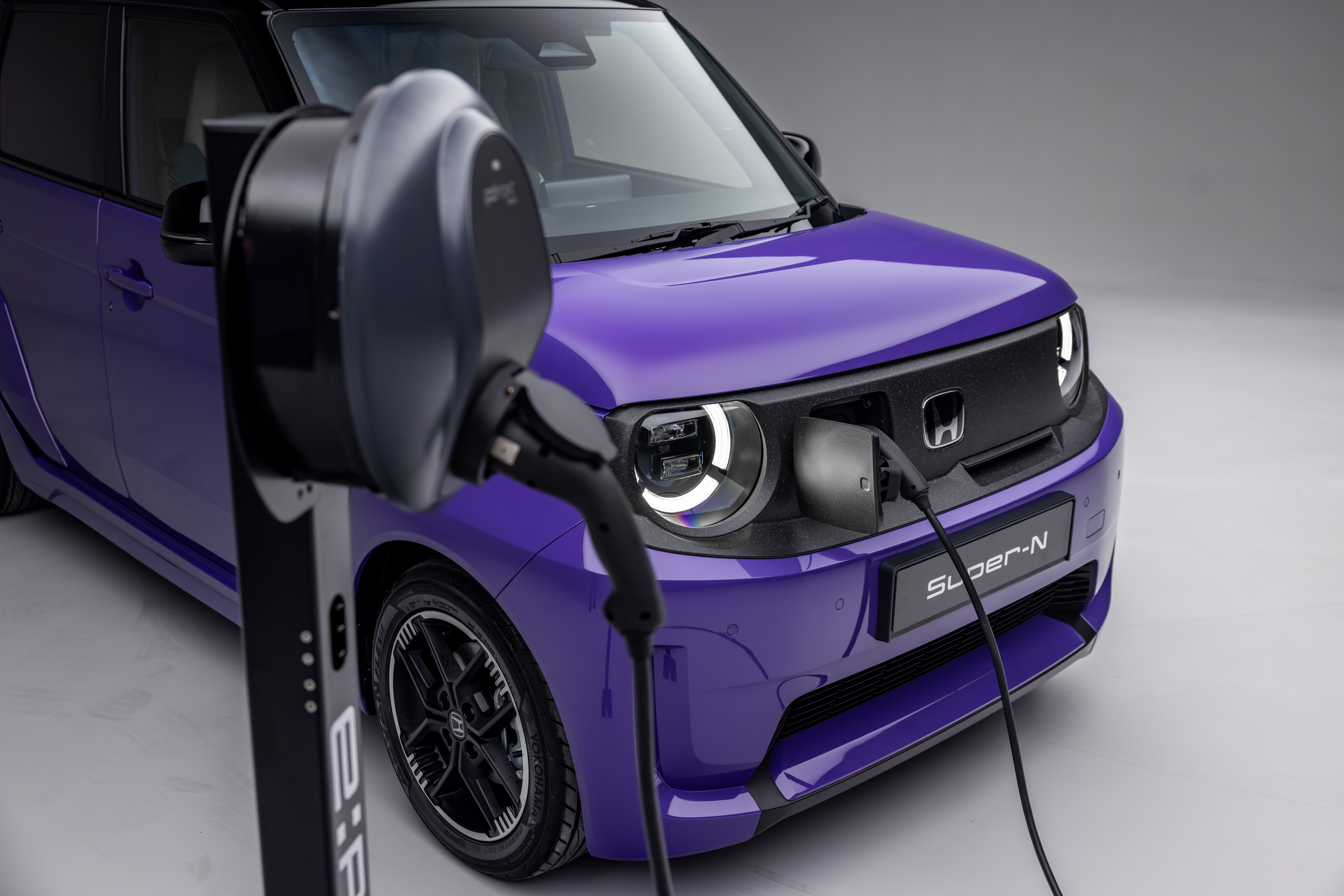 Honda Super-N plugged in via a Pod Point Solo 3S 
